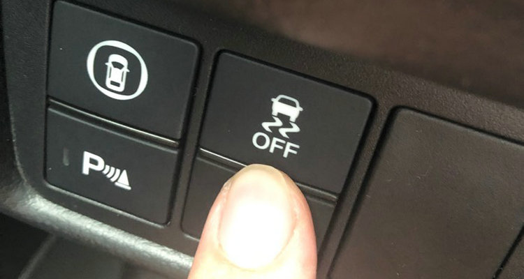 汽車顯示車身穩定故障怎么回事