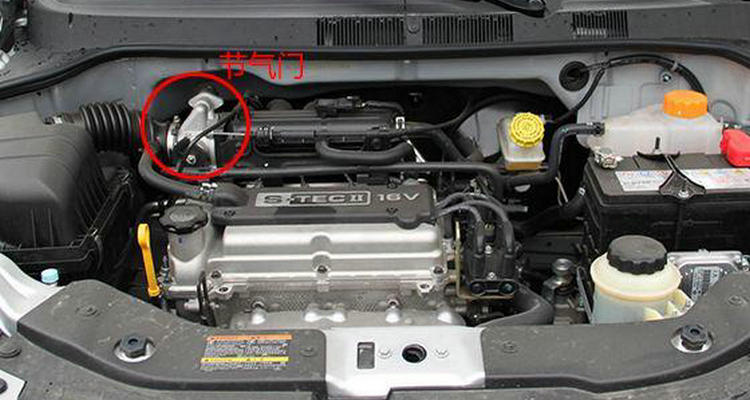 冷車(chē)啟動(dòng)缺缸一會(huì)就好是什么回事