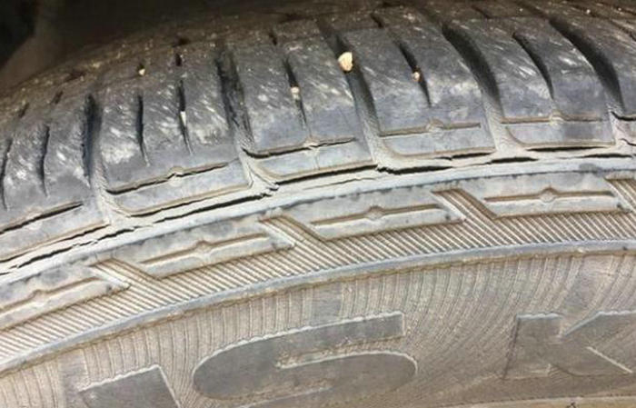 輪胎出現小裂紋還能用嗎