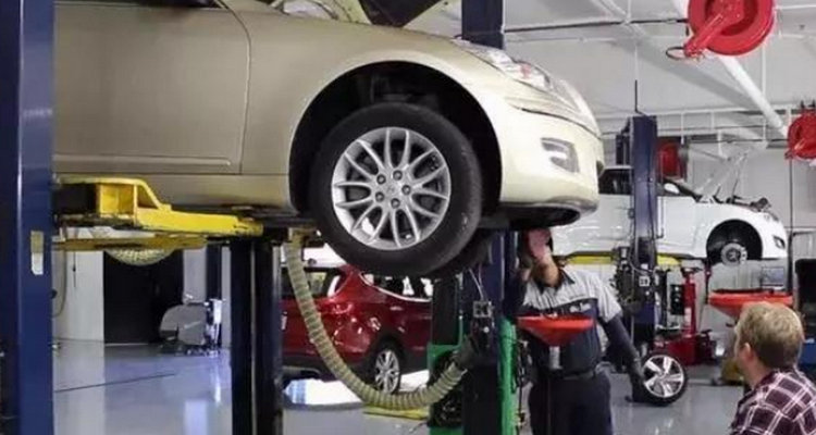 汽車在外面保養(yǎng)好還是4s店好