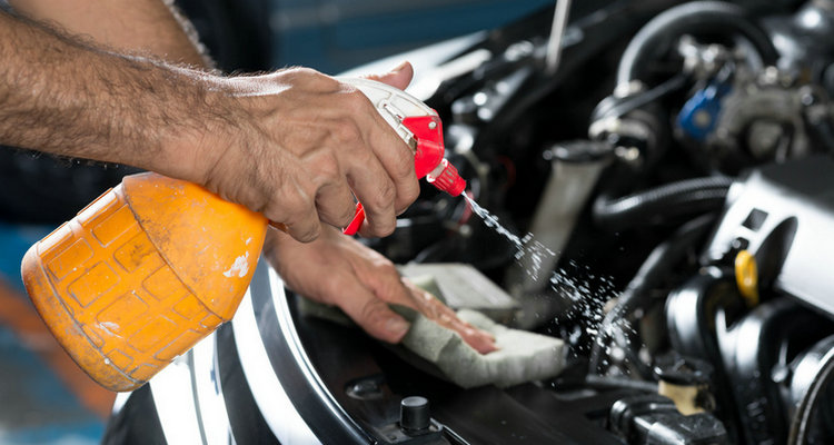 發動機里的積碳怎么清理