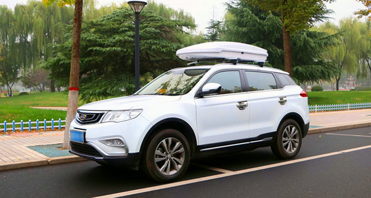 車頂裝行李箱要到車管所備案嗎