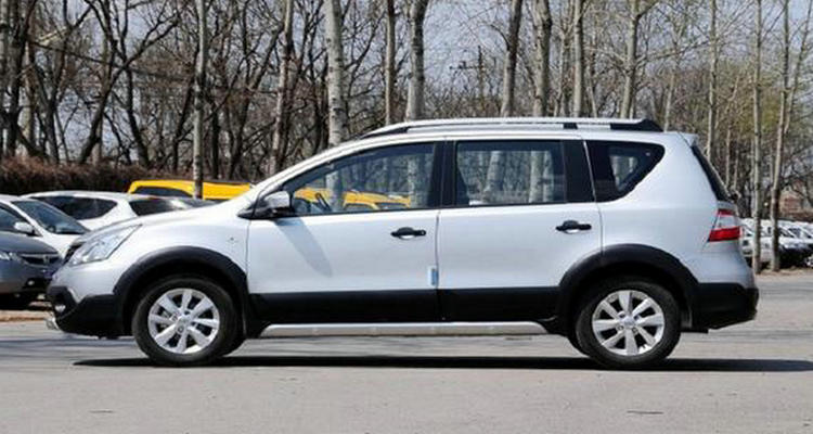 自動擋車子開著開著突然熄火怎么回事