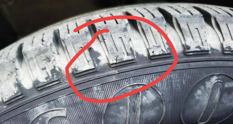 輪胎側面有裂紋還能再用嗎