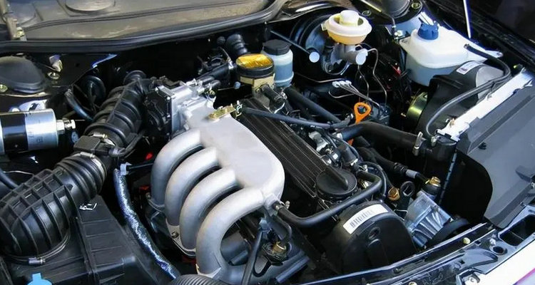 發動機噪音大抖動是什么原因