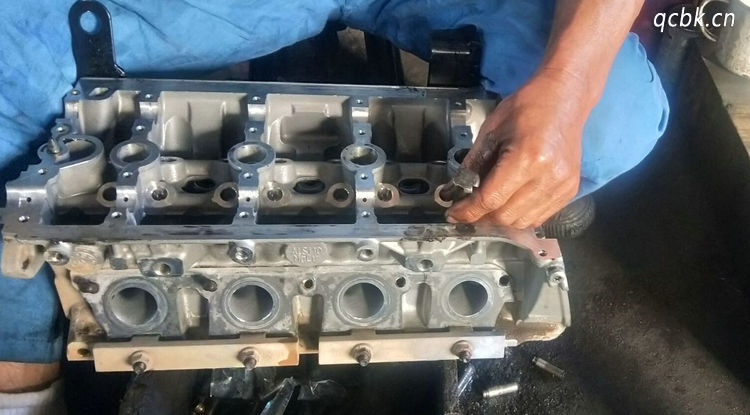 車輛燒機油對發動機有什么危害