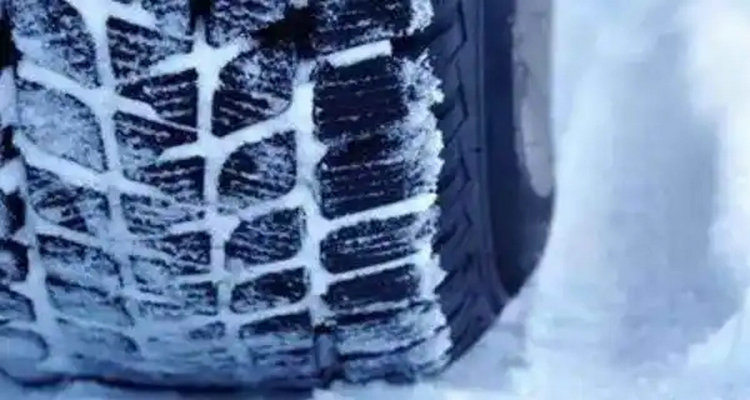 四季胎和雪地胎有啥區別