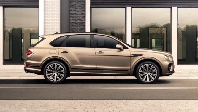 新款賓利添越PHEV上市，0-100km/h加速時間為5.5秒