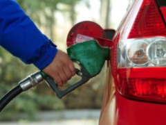 每升下調0.18元 最新92號汽油價格多少