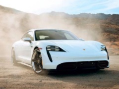 保時捷taycan自動駕駛系統 保時捷taycan駕駛感受如何