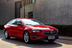 別克君威圖片與報(bào)價(jià),市場(chǎng)最新2022款報(bào)價(jià)19萬(wàn)