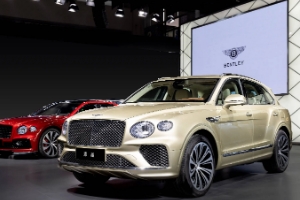 賓利最新款suv價格，添越2022款售價269萬起