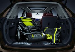 汽車后備箱不關違章嗎？會被扣12分嗎？