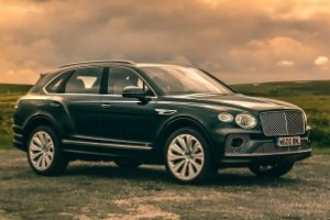 賓利添越插電混動版落地價格 添越混動版落地286萬(分期首付71萬)