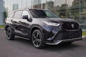 豐田皇冠陸放是什么變速箱 E-CVT變速箱(每6萬公里保養一次)