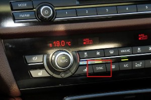 sync空調上是什么意思 雙溫區自動空調(控制兩側不同溫度)