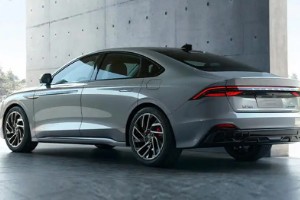 林肯z怎么樣,值得買嗎? 搭載2.0T發動機(車身長達4.9米)