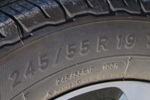 輪胎規格參數解釋 代表輪胎相關數據（更換輪胎需要詳細了解）