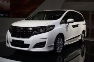 艾力紳新款2022款報價及圖片 艾力紳新車售價27.98萬(全款落地31.70萬)