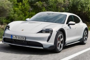 保時捷新能源50多萬 taycan售價89萬(續航可達538km)