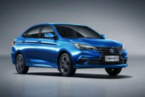 長安逸動報價 長安逸動新車售價7.29萬元(分期首付3.08萬)