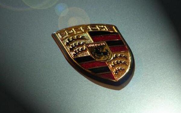 保時捷的車標歷史 強烈融入斯特加特元素