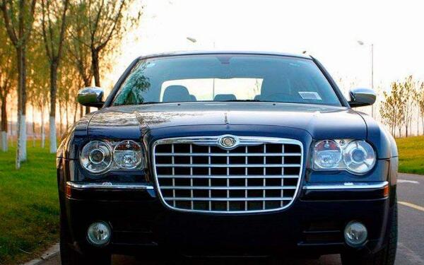 克萊斯勒的車標歷史 實力強勁的家族企業(yè)
