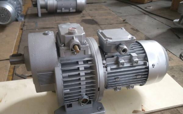 無級變速器(CVT)的含義 與自動變速器最大區別在哪