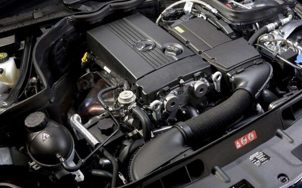 汽車用油量最大的品種 發動機油是什么