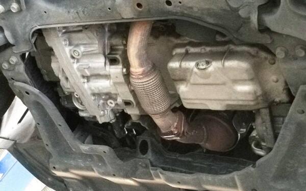 油底殼的結構介紹 發(fā)動機油底殼是什么