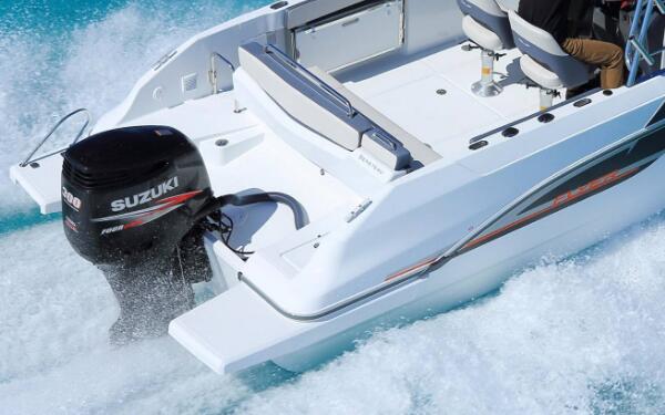 快艇發動機介紹 快艇和游艇的區別在哪