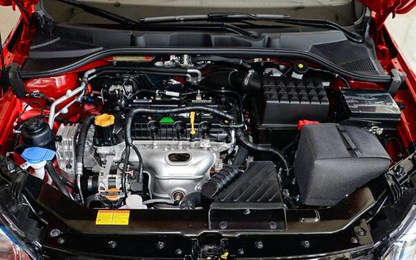 榮威350發動機怎么樣 經濟實用的家用動力系統