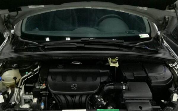 標致408發動機好不好 快速降擋的響應能力出色