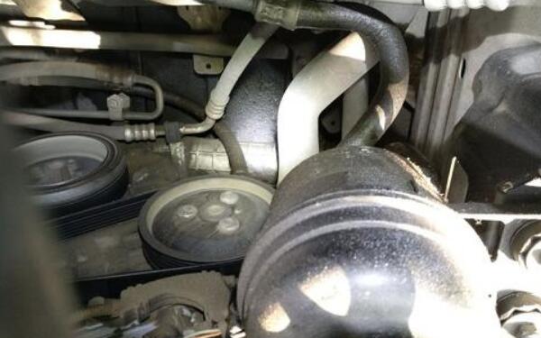 汽車“三漏”現象令人煩惱 如何做好發動機密封