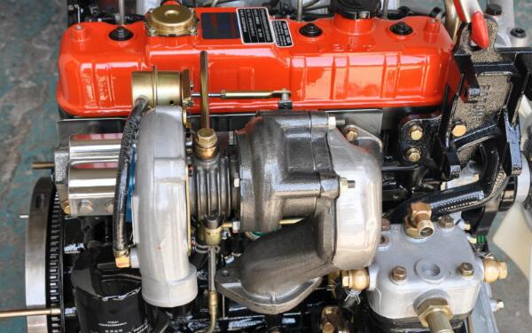 冬季發動機需要預熱嗎 發動機預熱多久合適	