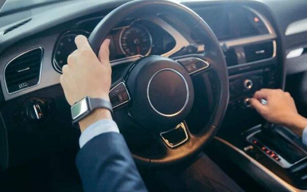 冬季發動機需要預熱嗎 發動機預熱多久合適	