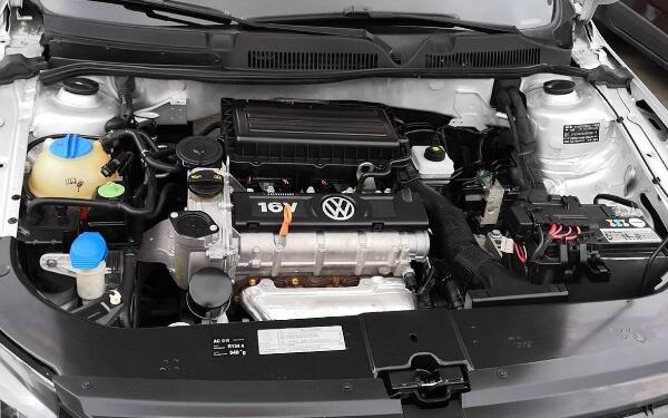 采用最新一代EA211系列發動機 新寶來發動機怎么樣