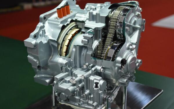 無級變速箱（CVT）是什么 與自動檔變速器區別在哪