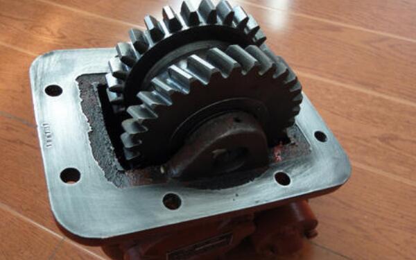 通常應用于自卸車 變速箱取力器是什么