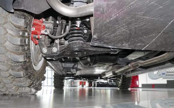 底盤(pán)系統(tǒng)的結(jié)構(gòu) 汽車底盤(pán)配件包括哪些