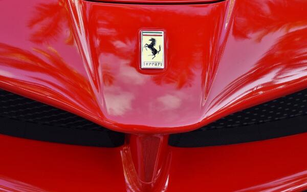 汽車界的絕妙藝術品 法拉利車標的背后故事介紹