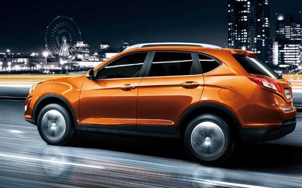 廣汽傳祺GS5科技智領(lǐng)版測評(píng) 廣汽傳祺gs5價(jià)格多少