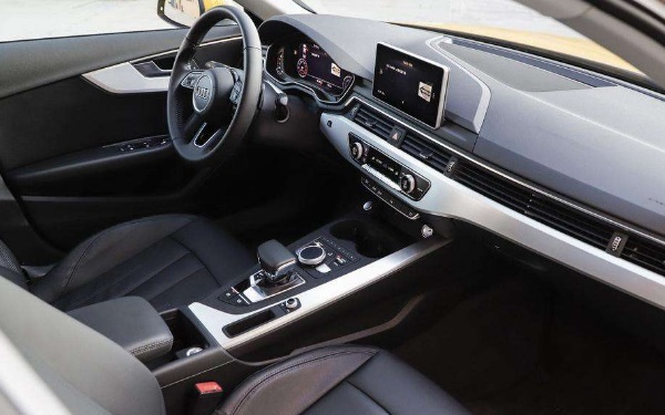 奧迪A4L全面解析 2020款奧迪a4價格多少