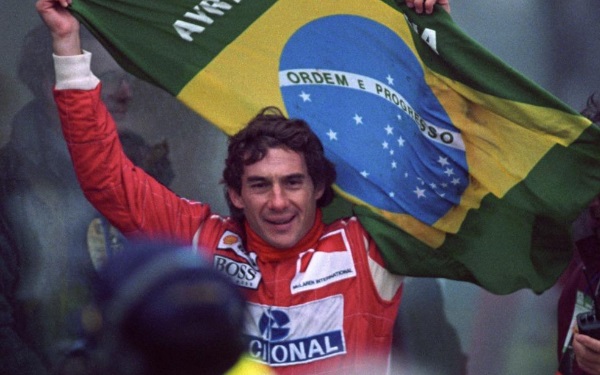 被譽為“天才車神” 埃爾頓·塞納的傳奇人生