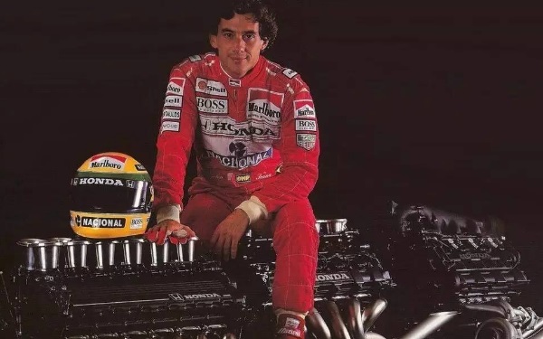 被譽為“天才車神” 埃爾頓·塞納的傳奇人生