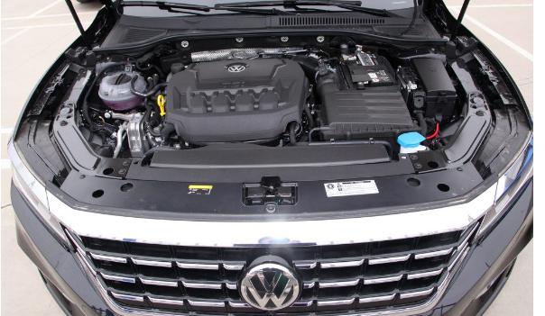 雅閣和帕薩特哪個(gè)好，風(fēng)格不同（誰(shuí)更強(qiáng)）