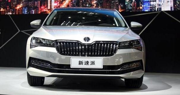 邁騰和速派哪個好,外觀層次分明(線條感強)