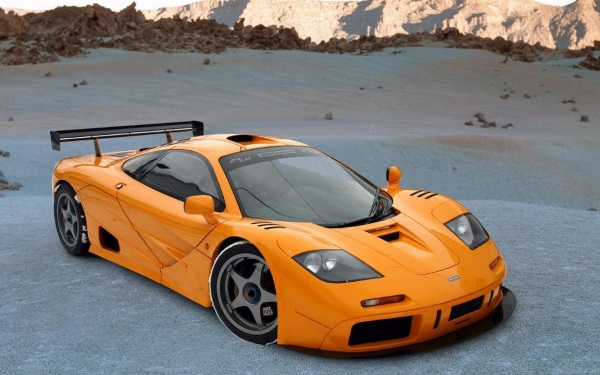 曾為世界上最快的量產跑車 邁凱輪f1的傳奇經歷