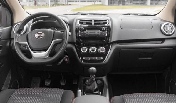 SWM斯威X2正式上市銷售，外觀時(shí)尚內(nèi)飾感強(qiáng)