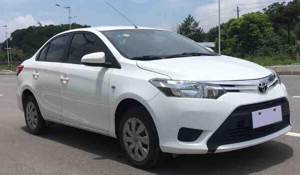 銷量爆款的經典合資車 一汽豐田10萬左右